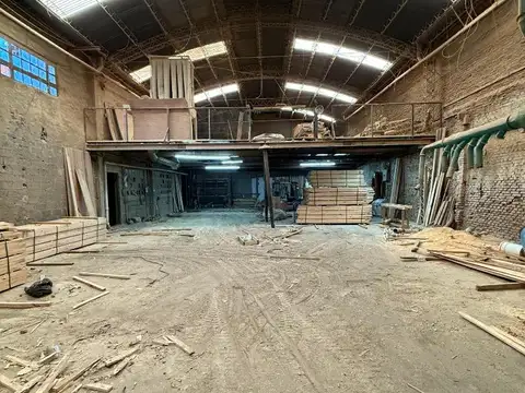 GALPON EN ZONA INDUSTRIAL EN ALQUILER