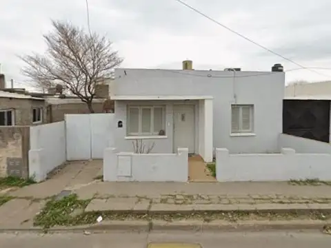 Casa a reciclar, excelente ubicacion en San Lorenzo