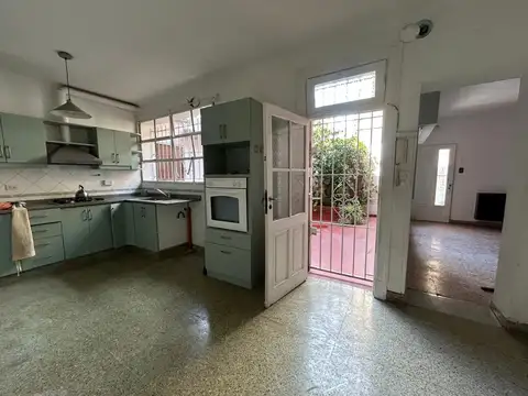 Depto Tipo Casa 4 ambientes con 3 baños
