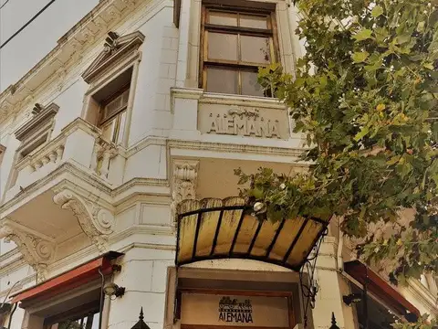 Venta de Local, La Plata. 