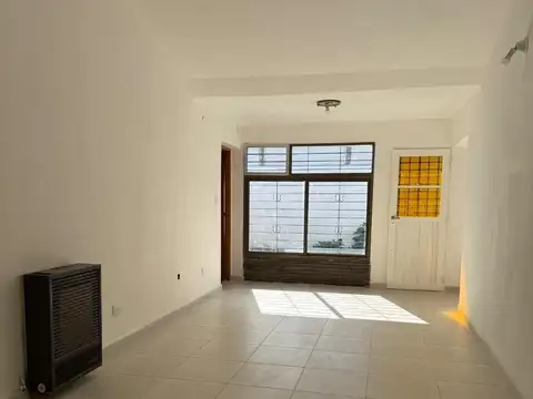 Casa en Alquiler de 3 dormitorios