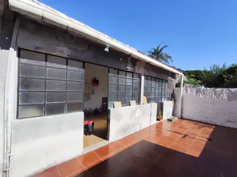Depto Tipo Casa 3 ambientes con 2 baños