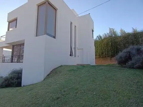 Casa en Venta en Villa Allende, USD 197.000