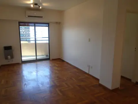 VENTA DEPARTAMENTO 2 AMBIENTES EN OLIVOS