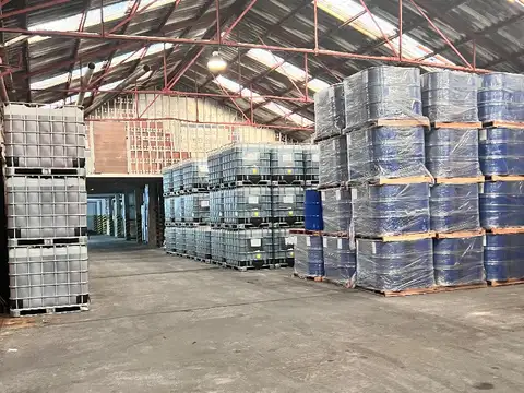 Galpon en Venta 60  mts Fondo