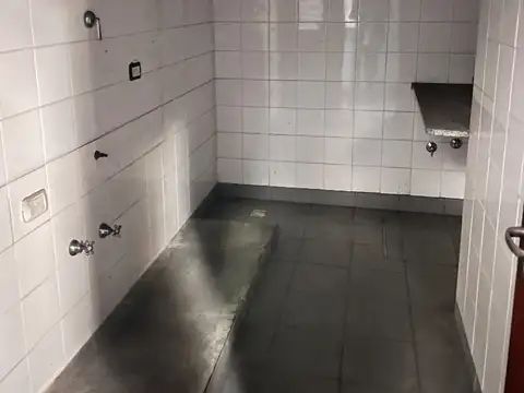 Galpon en Venta en San Andres, USD 1.520.000