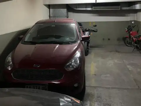 Cochera en venta - 18Mts2 - Recoleta