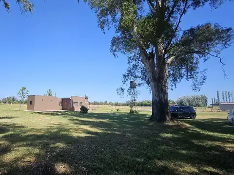 VENTA CASA Quinta en Manuel Jose Garcia LOTE DE 1 HA