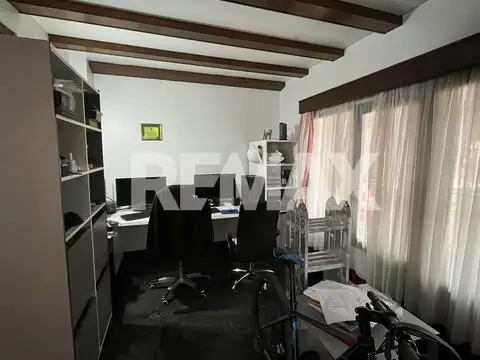 Depto Tipo Casa en Alquiler 42 años