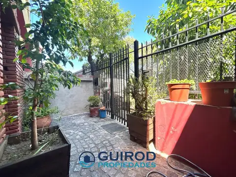 Av. General Paz al 5800