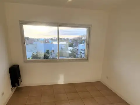 Depto Tipo Casa en Venta de 1 dormitorio