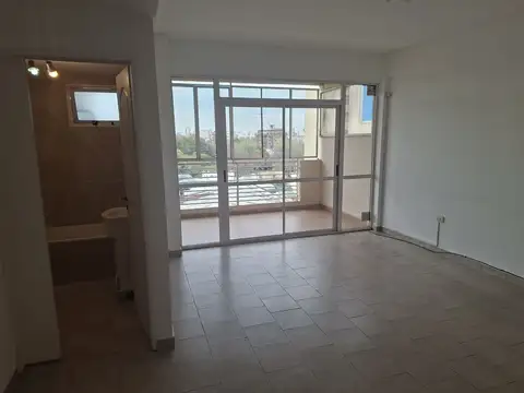 Depto Tipo Casa 2 ambientes con 1 baño