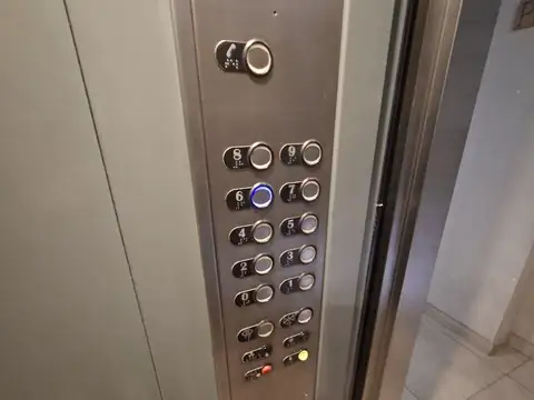 Depto Tipo Casa en Alquiler en Vélez Sarsfield, $ 850.000