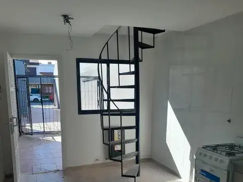 PH 2 AMBIENTES CON COCHERA  