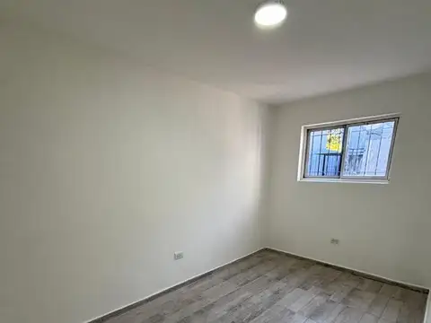 Depto Tipo Casa en Venta en Bernardino Rivadavia, USD 49.900