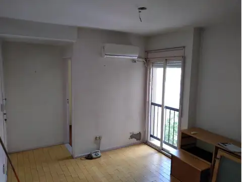 Av Gdor L Vernet 333 , Piso 5