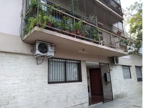 EXCELENTE 2 AMBIENTES LATERAL SUPER LUMINOSO Y CON BUENA VIS