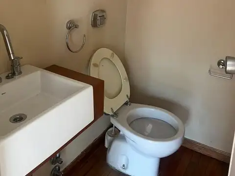 Casa en Venta con 6 cocheras