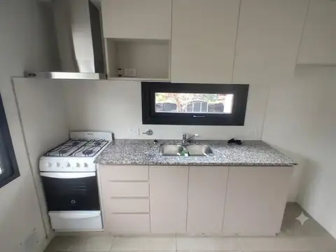 Departamento en Alquiler con 3 cocheras