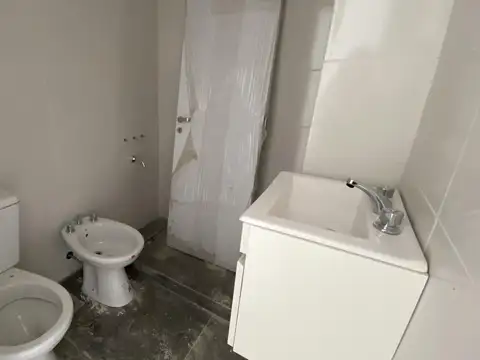 Venta/Financiacion Local Comercial En Construccion. Abasto