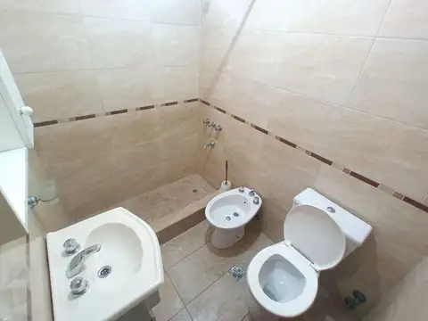 Departamento - Alquiler - Argentina, VILLA LUZURIAGA - SARRATEA 72