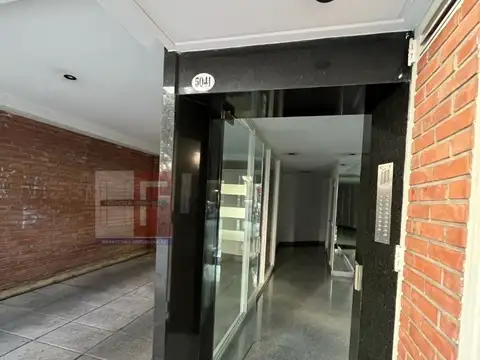 Blanco Encalada 5000, Piso 5