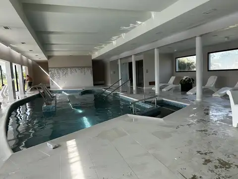 Casa en  exclusivo Club de Campo con instalaciones de Spa de aguas termales venta el mirador