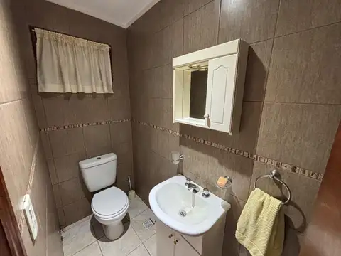 Casa en Venta con 4 cocheras