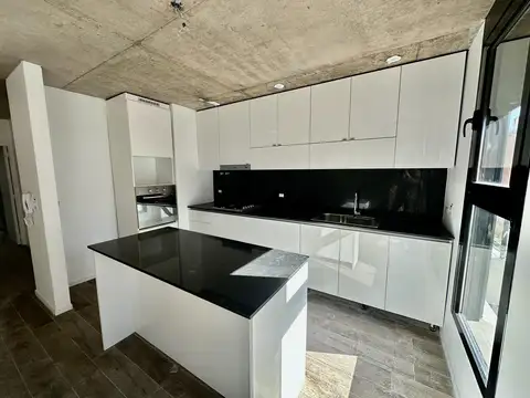 Semipiso enorme al frente