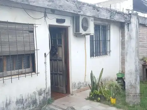Casa 3 ambientes con 1 baño