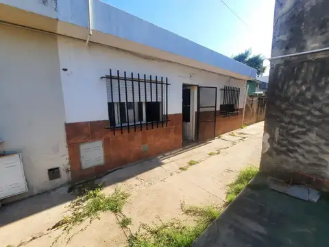 Avenida San Martin al 6300 "A"