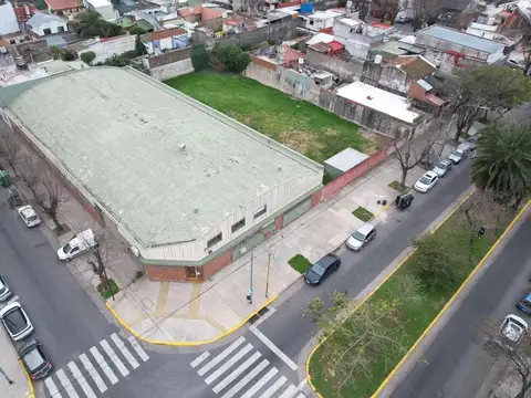Terreno en Venta en Mataderos, CABA