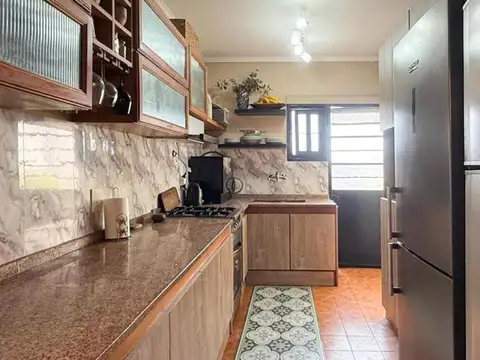 Departamento 4 ambientes con 2 baños