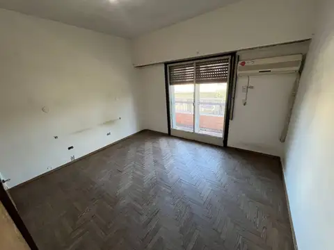 Depto Tipo Casa en Venta 57 años