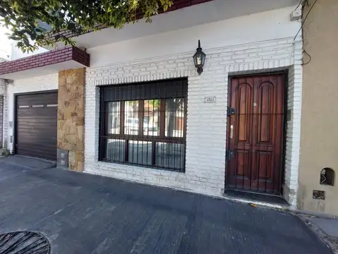 Venta de chalet de 4 ambientes - Neuquén 1800 - Don Bosco - Mar del Plata