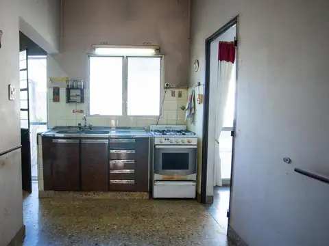 Casa 3 ambientes con 2 baños