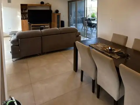 BARRIO LA