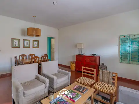 Casa 5 ambientes con 2 baños