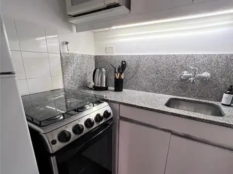 AV DEL LIBERTADOR 800, Piso 1