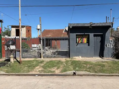 CASA MULTIFAMILIAR EN SAN MIGUEL