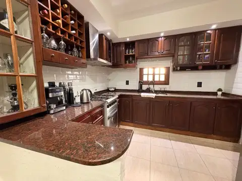 Depto Tipo Casa 4 ambientes con 1 baño
