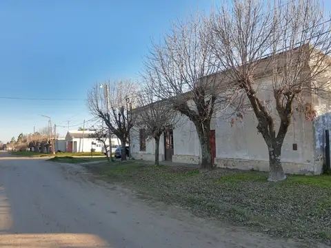 Antiguo almacén en La Clarita