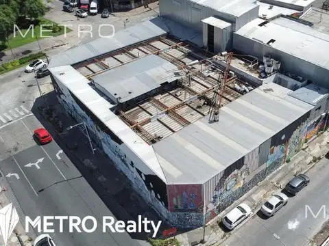 Galpón en alquiler y venta en Villa Lynch