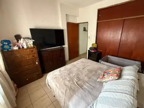 VENTA PH DE 4 AMBIENTES EN MUNRO -  ENTRADA INDEP