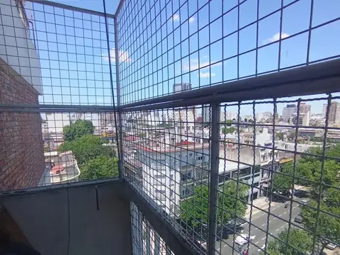 Departamento en  Venta de 4 amb. al frente