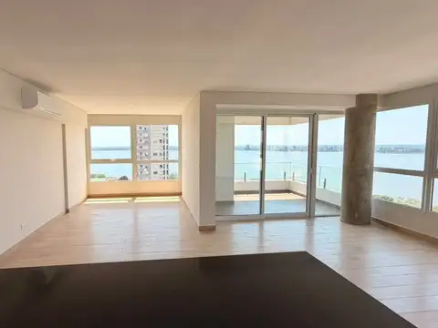 Departamento 4 ambientes con 3 baños