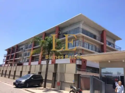 VENTA DEPARTAMENTO CON ENTREPISO