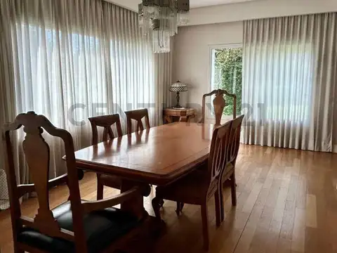 Casa en Venta en La Lonja, USD 420.000