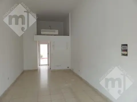 Local en Alquiler en San Fernando Vias  /  Centro, $ 1.500.000