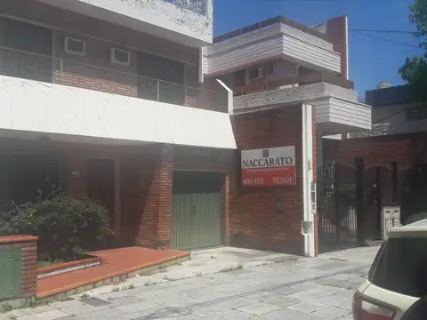 Casa 5 amb 2 Ptas Fdo Patio Gje Excelente ubicacion